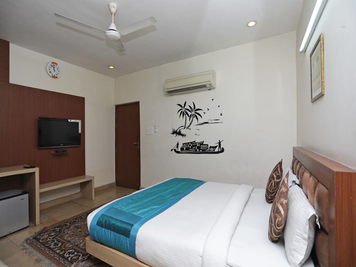 Oyo 1524 Hotel Vaani Continental Kanpur Exterior photo